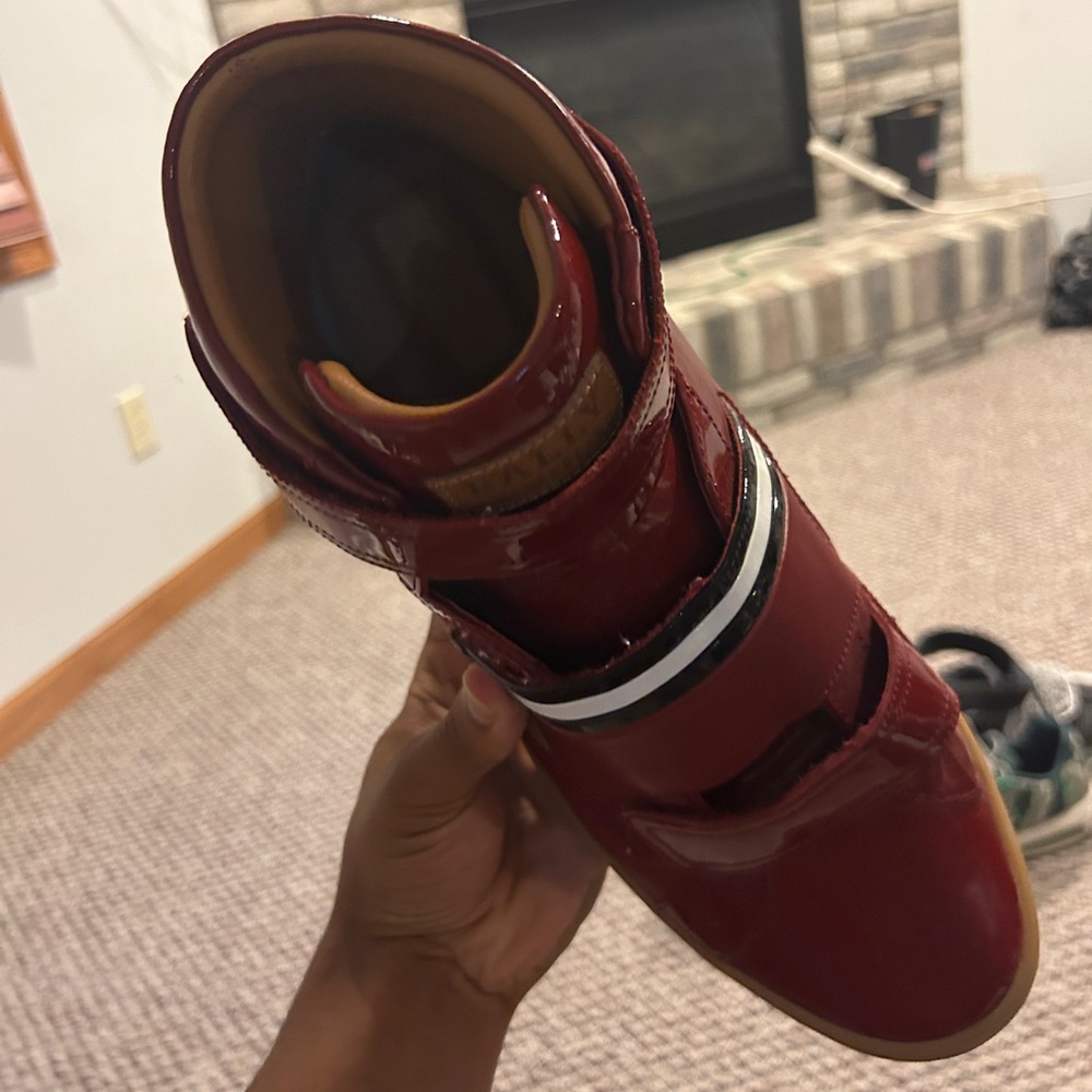 Bally’s - Picture 3 of 4